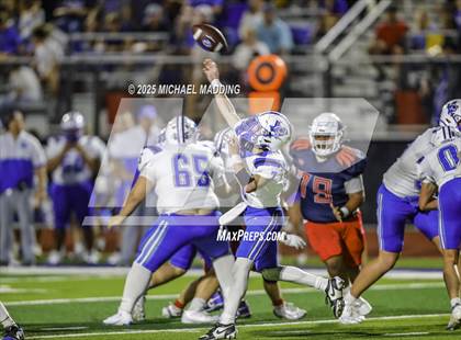 Thumbnail 1 in Buna @ Hardin-Jefferson photogallery.