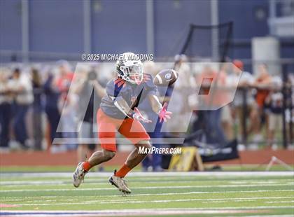 Thumbnail 3 in Buna @ Hardin-Jefferson photogallery.