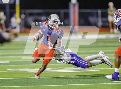 Thumbnail 1 in Buna @ Hardin-Jefferson photogallery.