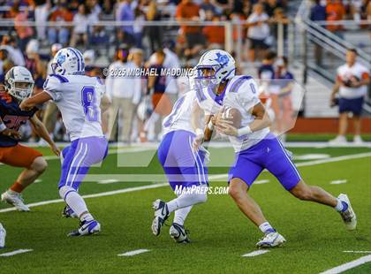 Thumbnail 1 in Buna @ Hardin-Jefferson photogallery.