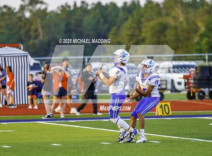 Thumbnail 2 in Buna @ Hardin-Jefferson photogallery.