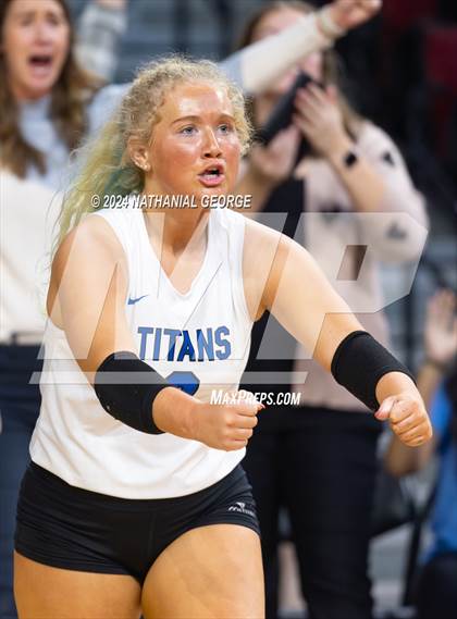 Thumbnail 1 in Papillion-LaVista South vs. Millard West (NSAA Class A Semifinal) photogallery.