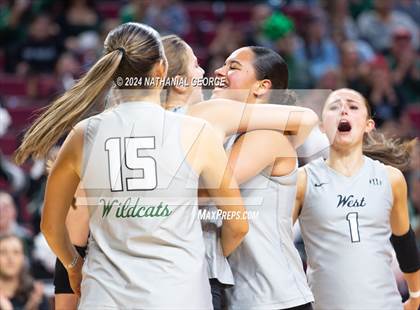 Thumbnail 1 in Papillion-LaVista South vs. Millard West (NSAA Class A Semifinal) photogallery.