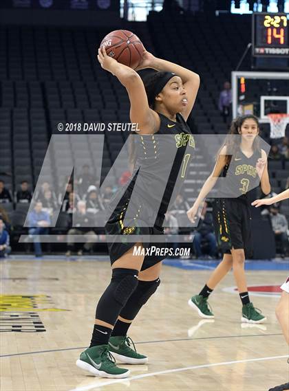 Thumbnail 2 in Sierra Pacific vs. Lowell (CIF State D5 Final) photogallery.