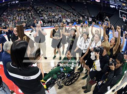 Thumbnail 2 in Sierra Pacific vs. Lowell (CIF State D5 Final) photogallery.