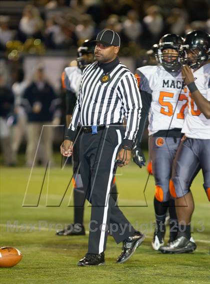 Thumbnail 2 in McClymonds vs. Central Catholic (CIF NorCal Regional D4 Final) photogallery.