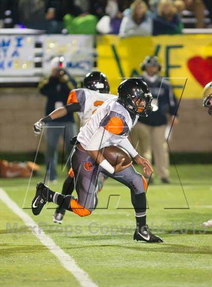 Thumbnail 3 in McClymonds vs. Central Catholic (CIF NorCal Regional D4 Final) photogallery.