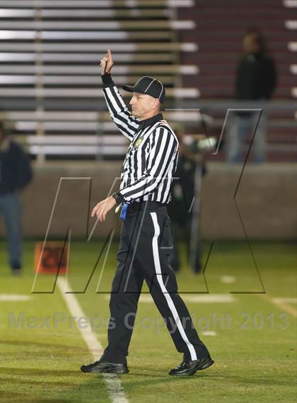 Thumbnail 1 in McClymonds vs. Central Catholic (CIF NorCal Regional D4 Final) photogallery.