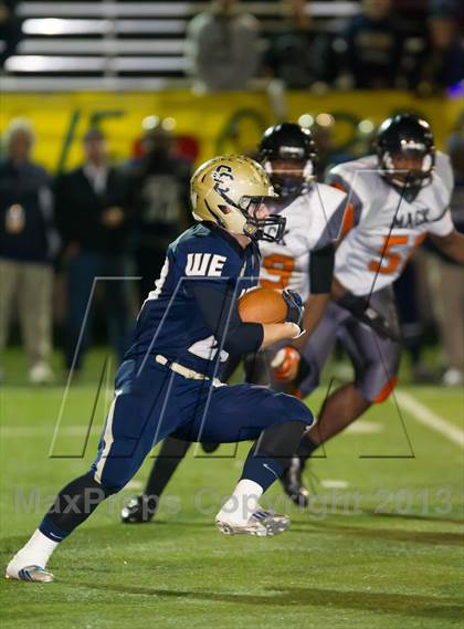 Thumbnail 3 in McClymonds vs. Central Catholic (CIF NorCal Regional D4 Final) photogallery.