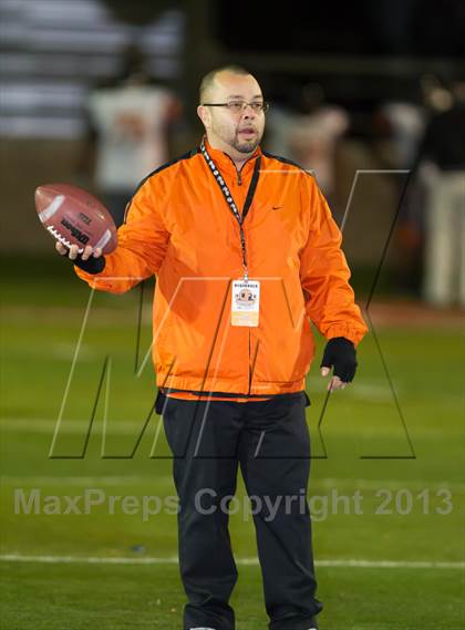 Thumbnail 2 in McClymonds vs. Central Catholic (CIF NorCal Regional D4 Final) photogallery.