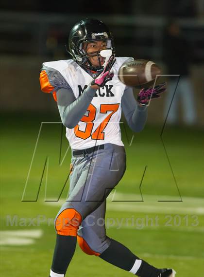 Thumbnail 3 in McClymonds vs. Central Catholic (CIF NorCal Regional D4 Final) photogallery.