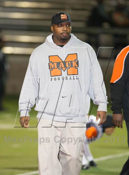 Thumbnail 3 in McClymonds vs. Central Catholic (CIF NorCal Regional D4 Final) photogallery.