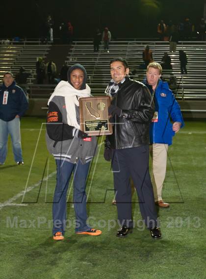 Thumbnail 3 in McClymonds vs. Central Catholic (CIF NorCal Regional D4 Final) photogallery.