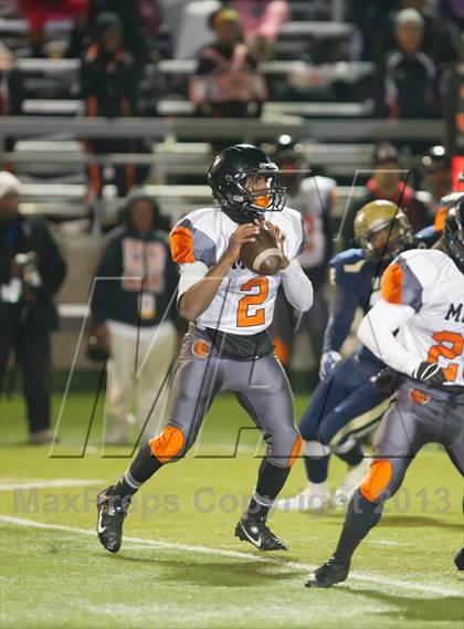 Thumbnail 2 in McClymonds vs. Central Catholic (CIF NorCal Regional D4 Final) photogallery.