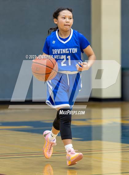 Thumbnail 2 in Irvington vs Mt. Eden photogallery.