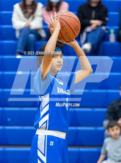 Thumbnail 2 in Irvington vs Mt. Eden photogallery.