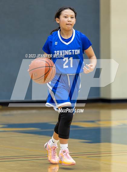 Thumbnail 1 in Irvington vs Mt. Eden photogallery.