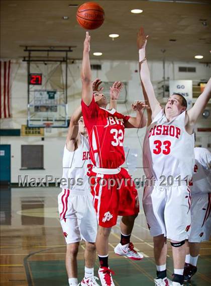 Thumbnail 3 in Bishop Diego vs Burroughs (Santa Barbara Holiday Classic) photogallery.