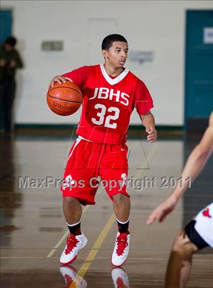 Thumbnail 2 in Bishop Diego vs Burroughs (Santa Barbara Holiday Classic) photogallery.
