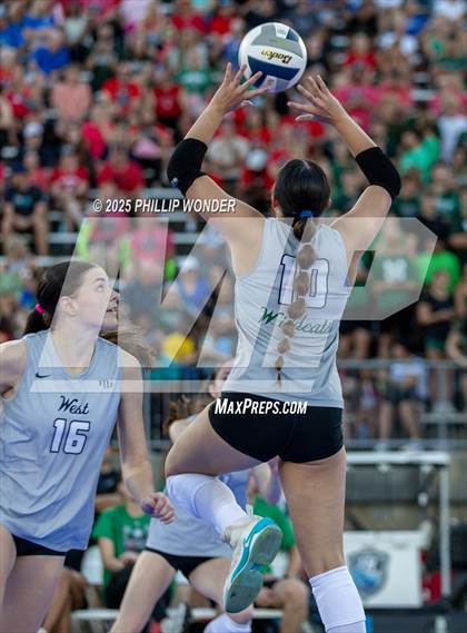 Thumbnail 3 in Millard West vs Millard South (Battle at Buell) photogallery.