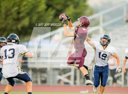 Thumbnail 3 in Simi Valley vs. West Ranch photogallery.