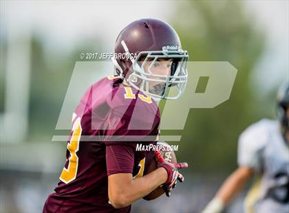 Thumbnail 3 in Simi Valley vs. West Ranch photogallery.