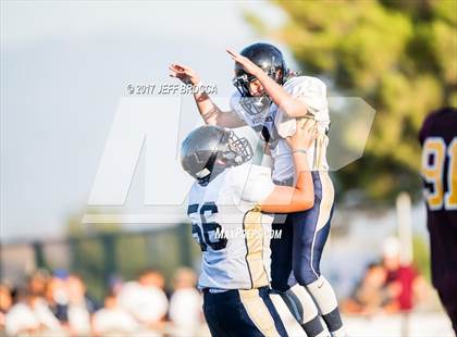 Thumbnail 3 in Simi Valley vs. West Ranch photogallery.