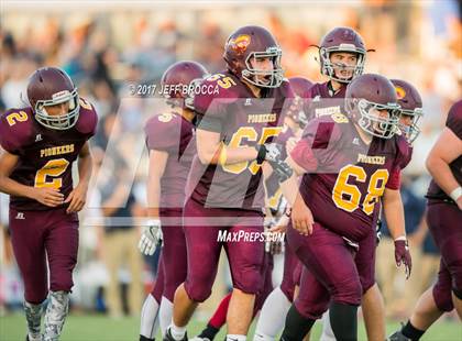 Thumbnail 2 in Simi Valley vs. West Ranch photogallery.