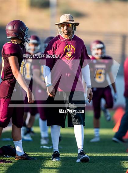 Thumbnail 2 in Simi Valley vs. West Ranch photogallery.
