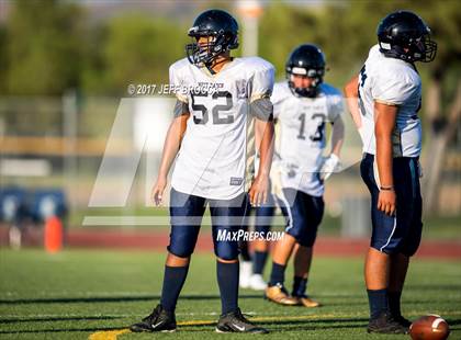 Thumbnail 3 in Simi Valley vs. West Ranch photogallery.