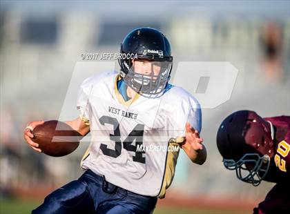 Thumbnail 1 in Simi Valley vs. West Ranch photogallery.