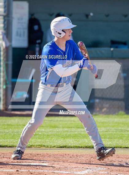 Thumbnail 3 in Broomfield vs Highland (Coach Bob Invitational) photogallery.