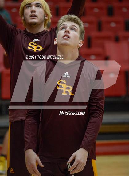 Thumbnail 1 in Salem vs South Range (Salem Basketball Holiday Classic) photogallery.