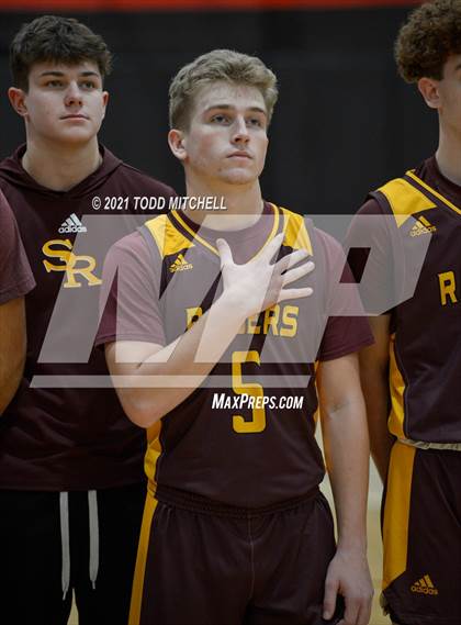 Thumbnail 1 in Salem vs South Range (Salem Basketball Holiday Classic) photogallery.