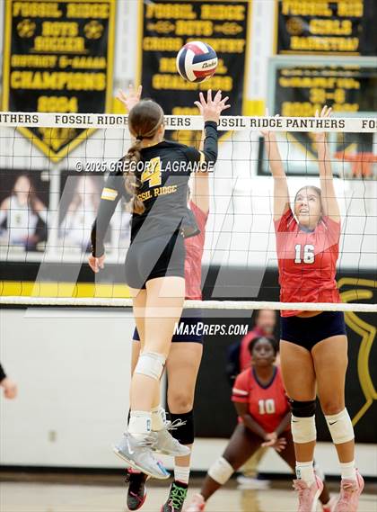 Thumbnail 1 in JV: Richland vs Fossil Ridge photogallery.