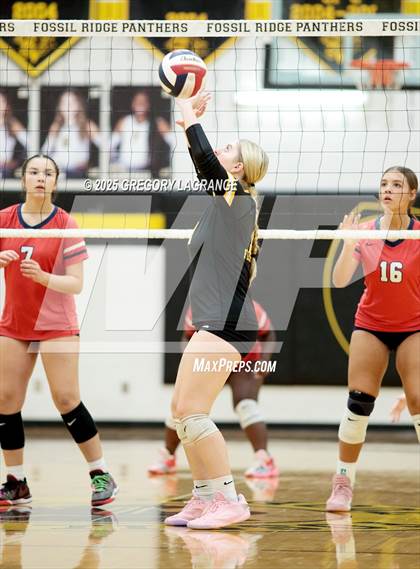 Thumbnail 2 in JV: Richland vs Fossil Ridge photogallery.