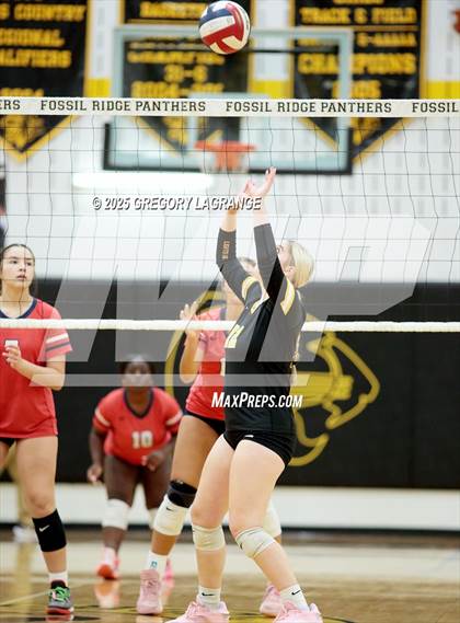 Thumbnail 3 in JV: Richland vs Fossil Ridge photogallery.