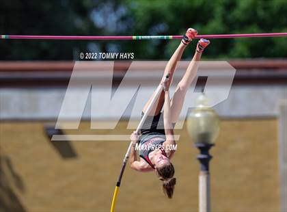 Thumbnail 1 in UIL 6A State Track Meet photogallery.