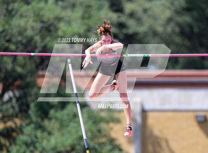Thumbnail 2 in UIL 6A State Track Meet photogallery.