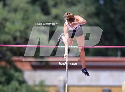 Thumbnail 1 in UIL 6A State Track Meet photogallery.
