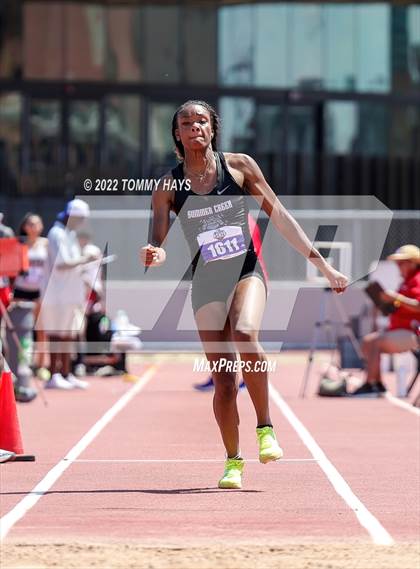 Thumbnail 2 in UIL 6A State Track Meet photogallery.