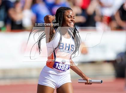 Thumbnail 2 in UIL 6A State Track Meet photogallery.