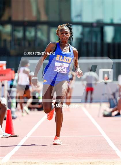 Thumbnail 3 in UIL 6A State Track Meet photogallery.