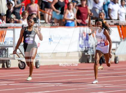 Thumbnail 3 in UIL 6A State Track Meet photogallery.