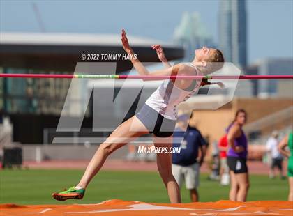 Thumbnail 2 in UIL 6A State Track Meet photogallery.