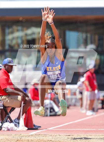 Thumbnail 3 in UIL 6A State Track Meet photogallery.