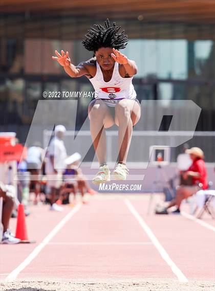 Thumbnail 3 in UIL 6A State Track Meet photogallery.