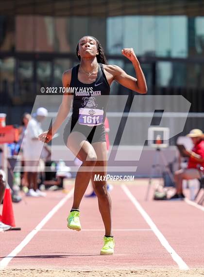 Thumbnail 2 in UIL 6A State Track Meet photogallery.
