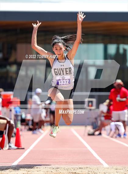 Thumbnail 2 in UIL 6A State Track Meet photogallery.