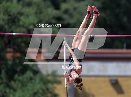 Thumbnail 2 in UIL 6A State Track Meet photogallery.